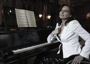 MONIKA KUSZYŃSKA FOR POLAND!