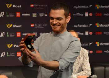Elnur Huseynov odebrał nagrodę od OGAE Polska