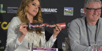 Eurowizja 2015, Artur Orzech i Monika Kuszyńska