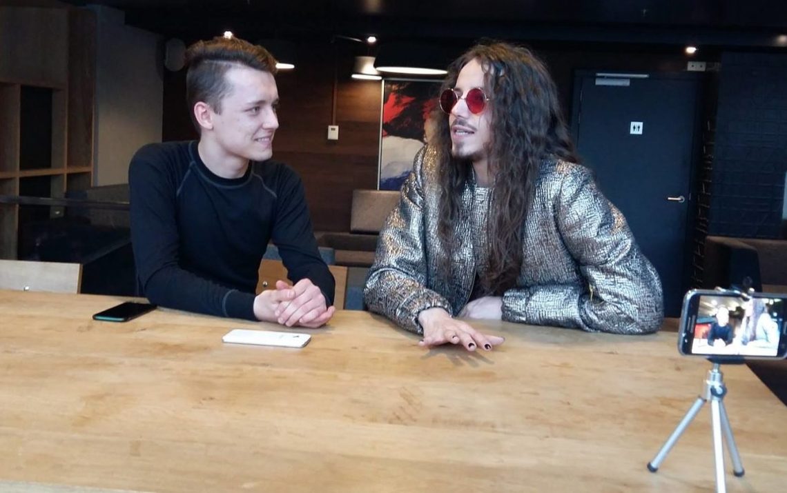 Michał Szpak dla Eurowizja.org: „Nie patrzę na siebie przez pryzmat hejtu!”