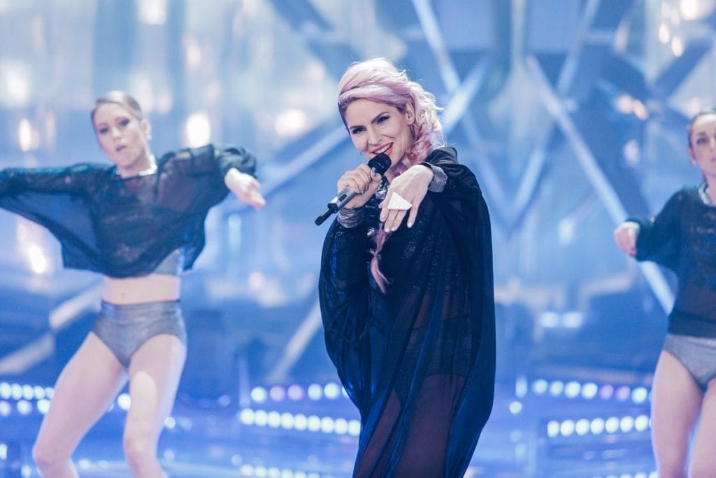 Lea Sirk - zwyciężczyni EMA 2018 (fot. RTV SLO)