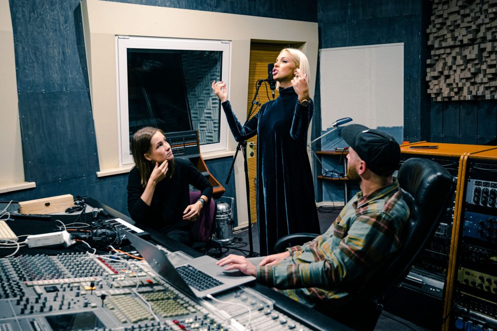 Eurowizja 2021, Łotwa, Samanta Tina