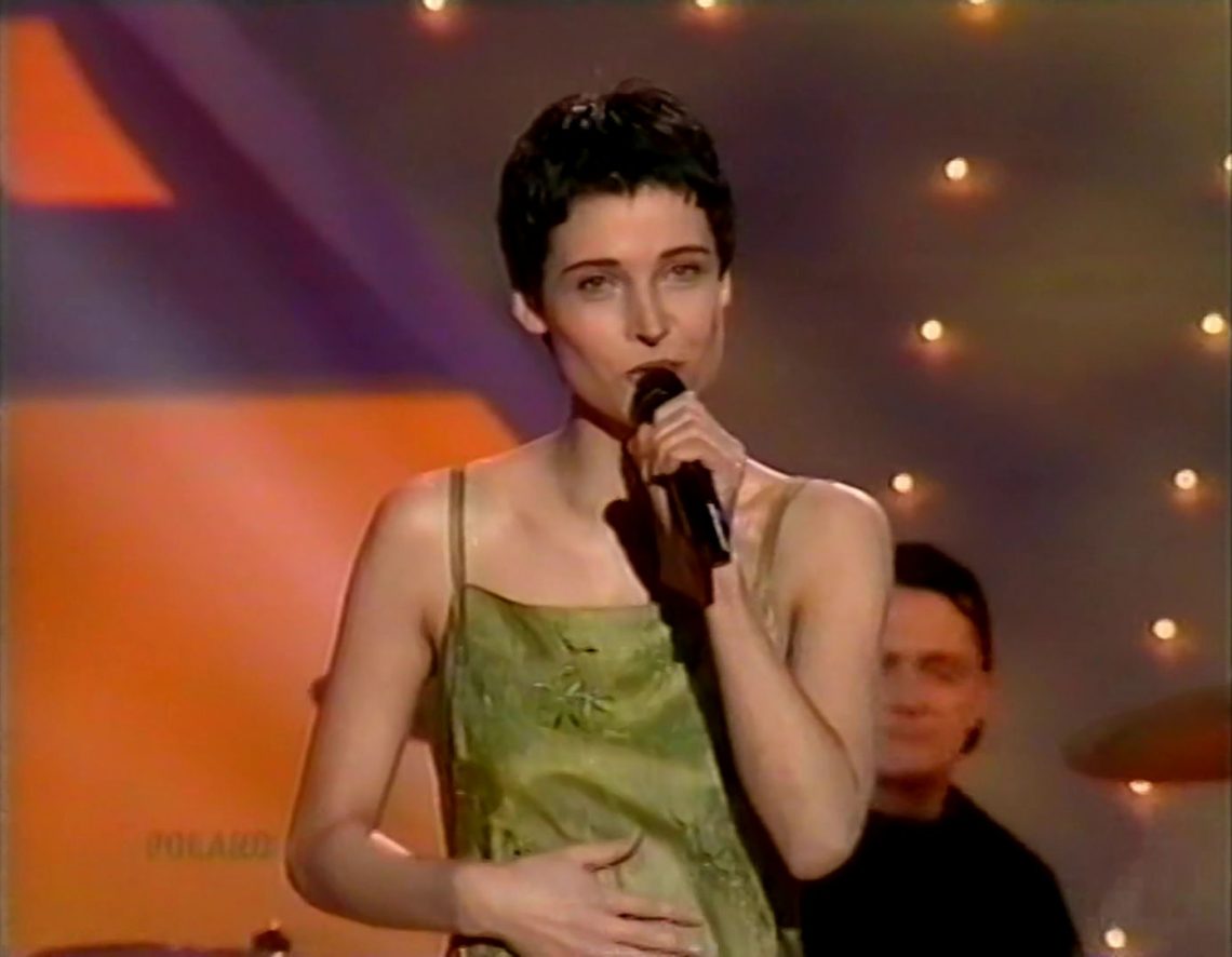 1998: Sixteen