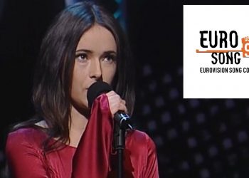 Kasia Kowalska podczas występu na Eurowizji 1996, fot.: screen YouTube/logo Eurowizji - EBU