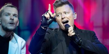 Eurowizja 2021: Rafał Brzozowski podczas występu. / fot. Eurovision.tv