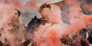 Tulia w folku Beskidu Żywieckiego! Posłuchaj nowego utworu „Narkotyk”