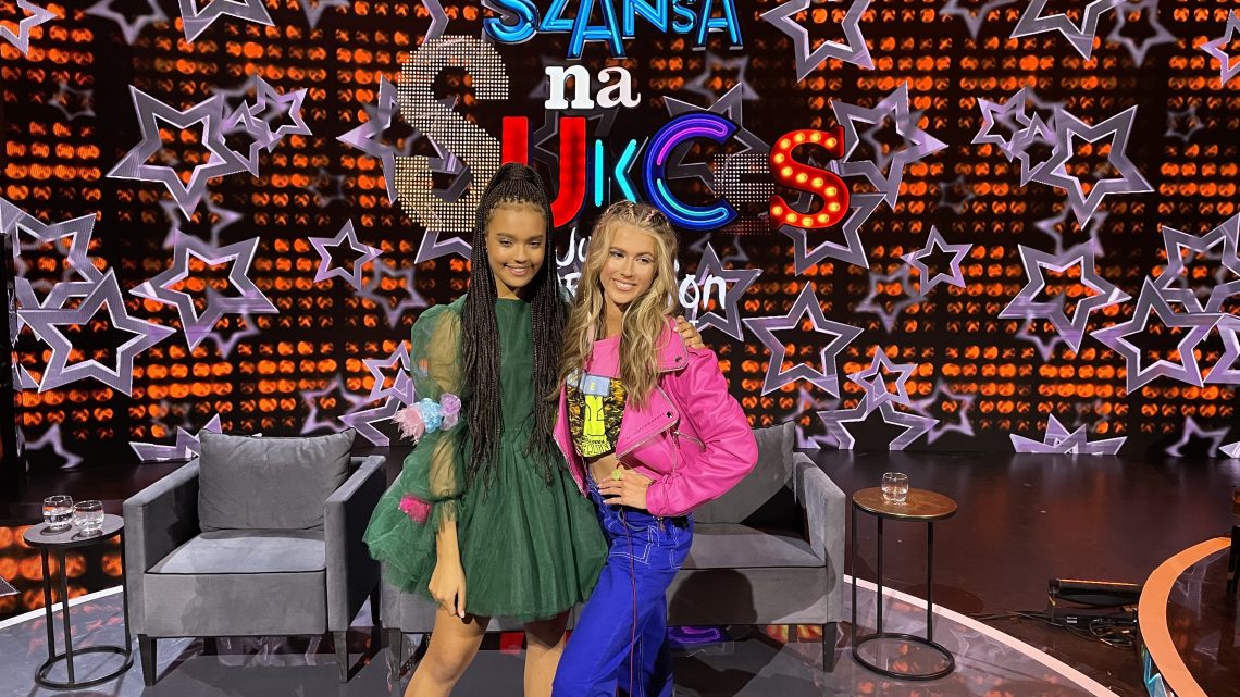 Sara James, Roksana Węgiel, Somebody