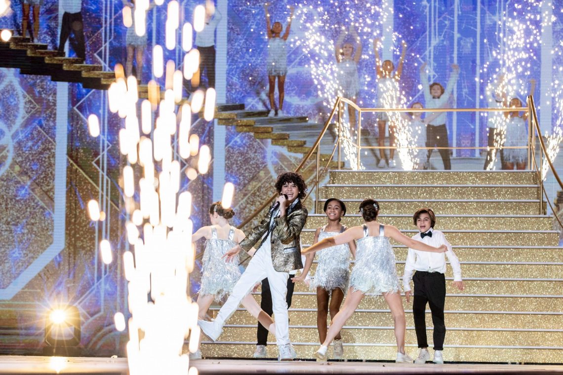 Enzo, reprezentant Francji podczas Eurowizji Junior 2021. Źródło: Andreas Putting, EBU