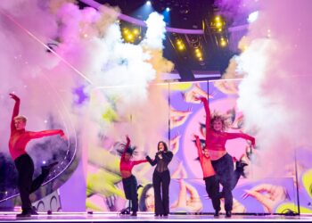 Eurowizja 2023, Mae Muller, Wielka Brytania