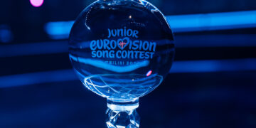 Statuetka dla zwycięzcy Eurowizji Junior 2025. Fot. Corinne Cumming / EBU.