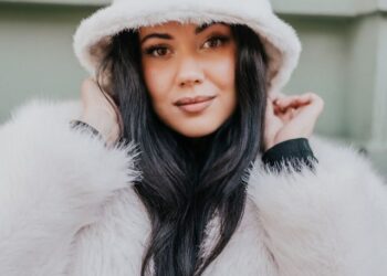 Polskie preselekcje: Karolina Szczurowska nie boi się Eurowizji. Kim jest?